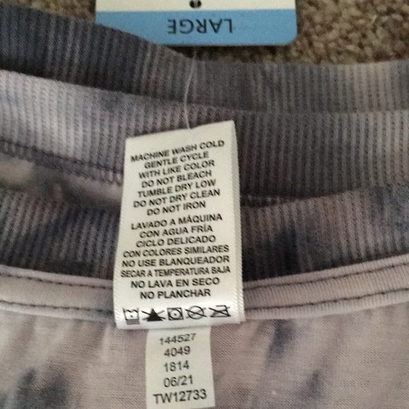 90 Degree by Reflex-NWT-Set of 2 Tank Tops-Size Large. - Picture 9 of 10